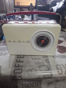 Beautiful Old Radio Style Metal Lunch Box, would be a beautiful Display Postage Available,
