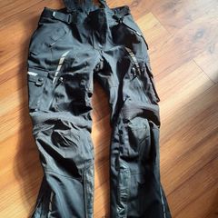 Motorcycle trousers