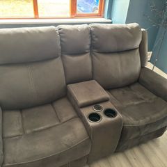 3+2 Reclining Sofa with wireless charging station