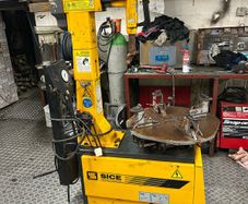 tyre machine