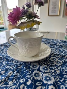 Edgewood strawberry and vine tea set