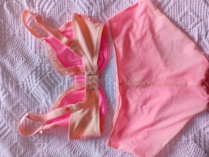 Freya - Hot Coral - Underwired Side Support Bra 30F and Briefs S - Brand New RRP 58