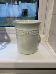 LE CREUSET utensil holder