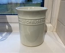 LE CREUSET utensil holder