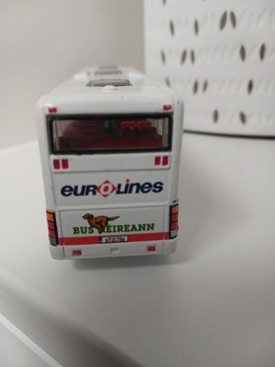 model bus