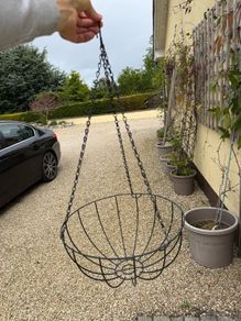 Metal Hanging Basket