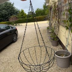 Metal Hanging Basket