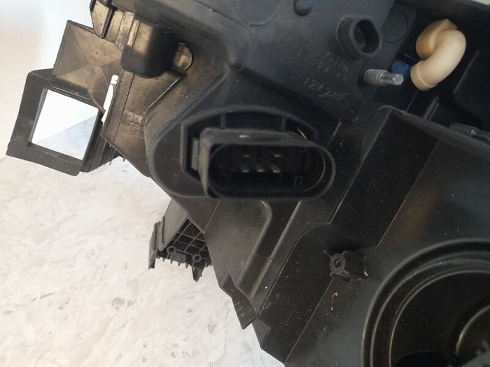 Vw ID4 Drivers Side LED Headlight