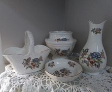 Royal Tara China Pieces