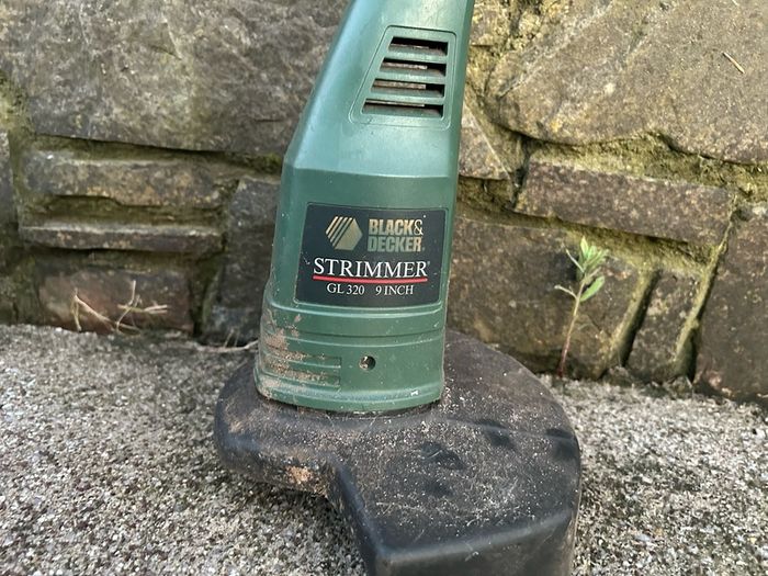 Black and Decker Electric Strimmer