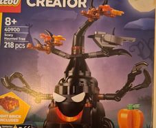 lego 40900 Scary Haunted tree