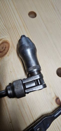 Brace and expanding bit