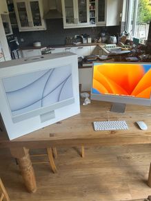iMac - 24-inch Silver iMac with 4.5K Retina display