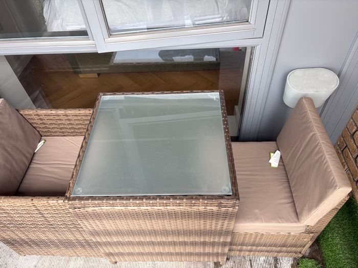 Outdoor table and chairs