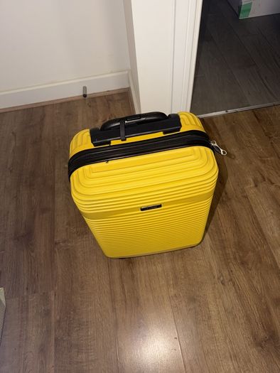 Ochnik suitcase