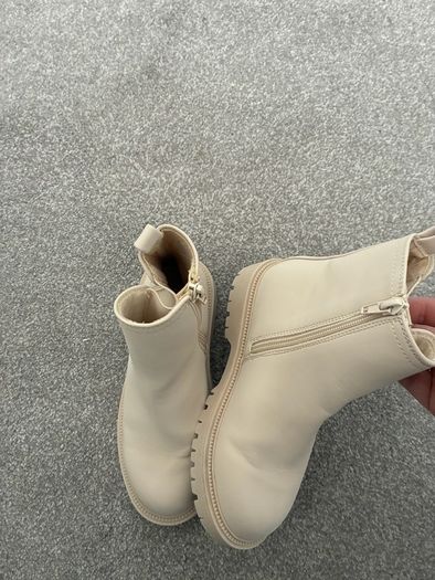 UK 13 cream boots