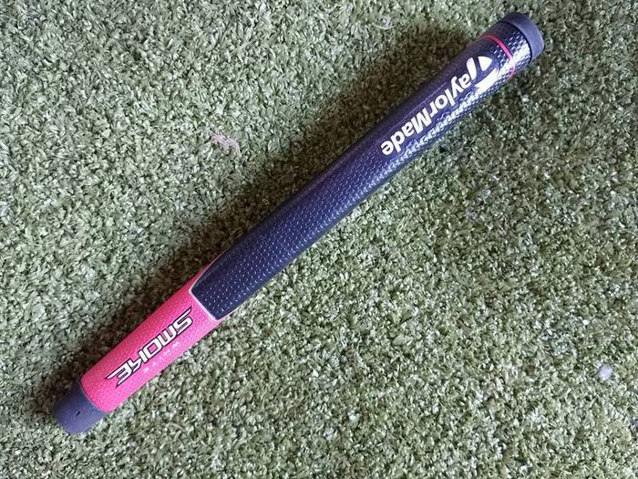 TaylorMade putter standard pistol grip