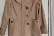 Ladies mac