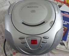 Beautronics Portable CD Radio, Model MT-185, Radio works fine, CD plays intermittently, has issues, very good condition otherwise