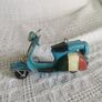 Metal Italian retro scooter Image 2
