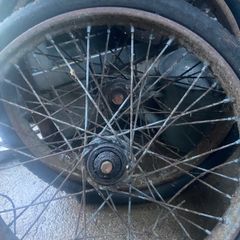 Sulky axle type spoked wheels