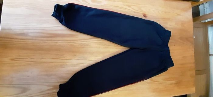 Gardiner Street School Uniform 4pcs Size 6,7,8 30e only