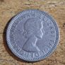 Great Britain UK 1960 Six Pence Elizabeth II Coin - free standard postage Image 2
