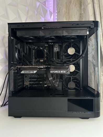 High End Gaming PC | RTX 5070 ti 16GB / Ryzen 9800x3d / DDR5
