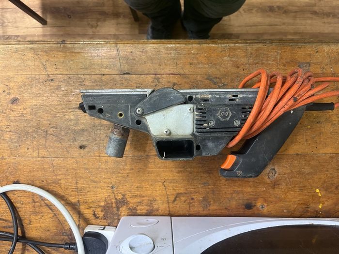 Black & Decker Planer 75mm 500w 240v