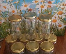 Glass jar