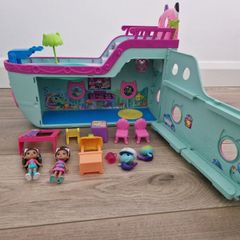 Gabby's Dollhouse Cat Friend Ship
