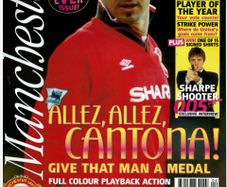 Man Utd 'UNITED' official magazines 1995-96