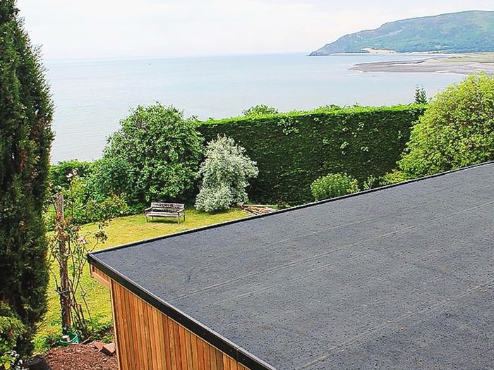 Shed Roof Kit - Rubber Roofing Kit (2.1m x 3m) Alternative to Roofing Felt for Sheds. 50 Year Life Expectancy. 20 Year Warranty. Summerhouses, Garden Offices, Outbuildings.