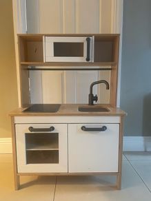 Play Kitchen