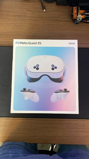 Meta Quest 3S (256GB) Like New Barely Used