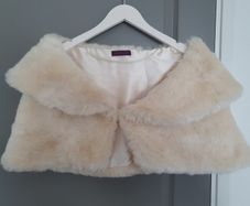 Faux Fur Ivory shrug size M/L