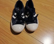 Converse girls