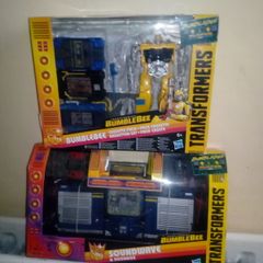 Transformers Soundwave & cassettes..