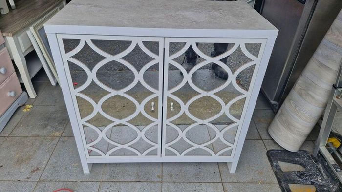 Mirrored Cabinet