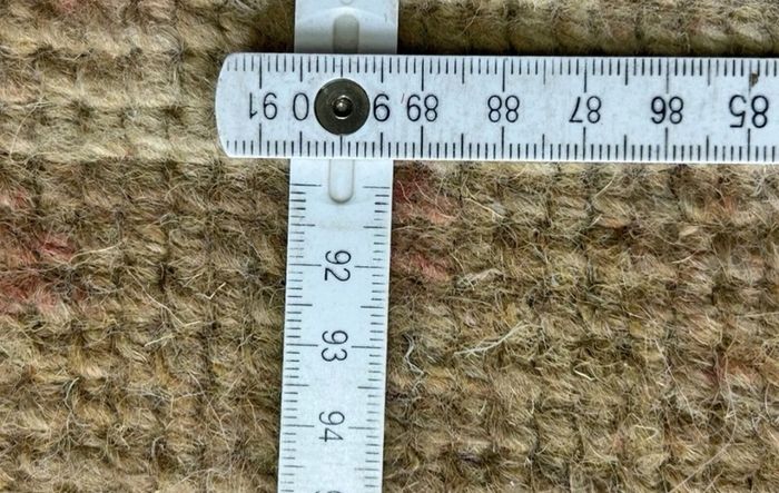 Hand knotted pure wool rug Tibet