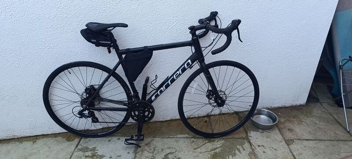 Carrera Zelos road bike