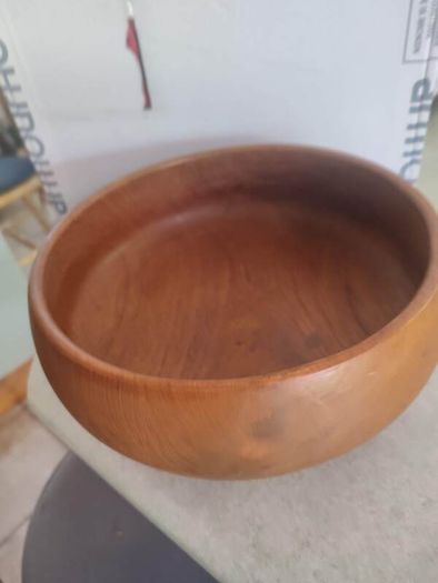 24.00 CM. DIAMETER Wooden bowl / fruit dish / tray || Simple design || Vintage wood || Round bowl
