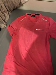 Pink monterain t shirt