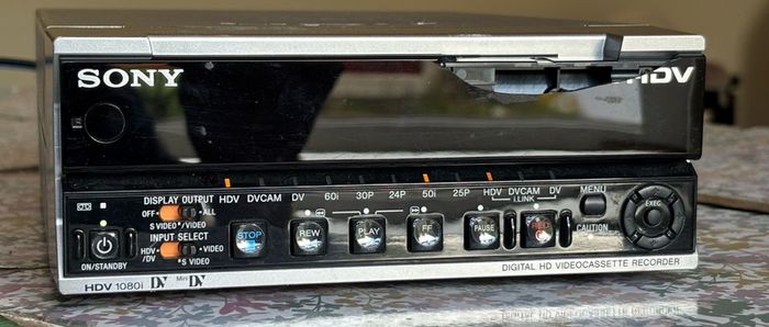 Sony hvr-m15 ae video player/recorder