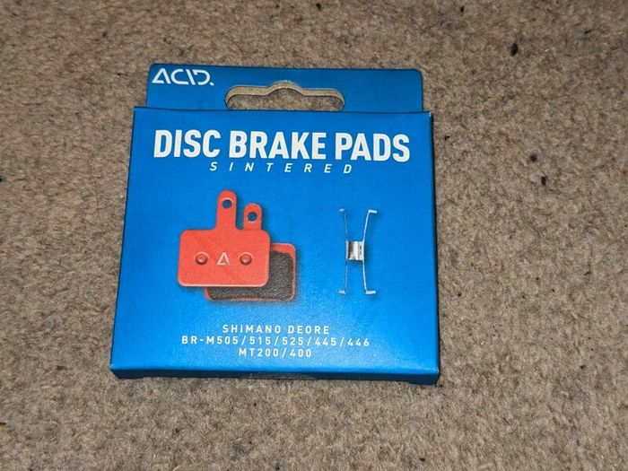 Shimano hydraulic disc brake pads (J03A/J05A, B01S/B03S/B05S compatible)