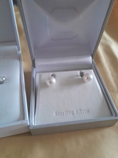 ladies silver earrings