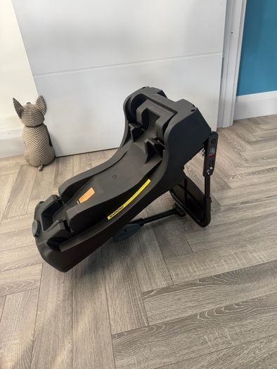 Zummi Halo travel system