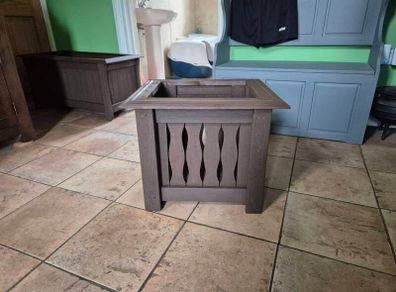 Hardwood handmade planter