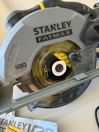 Stanley FatMax 18V Li-ion V20 165mm Cordless Circular saw (1 x 2Ah) - SFMCS500D1K-GB