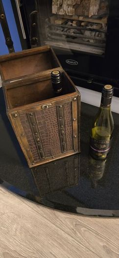 Antique wooden wine box.  PRICE DROP. T